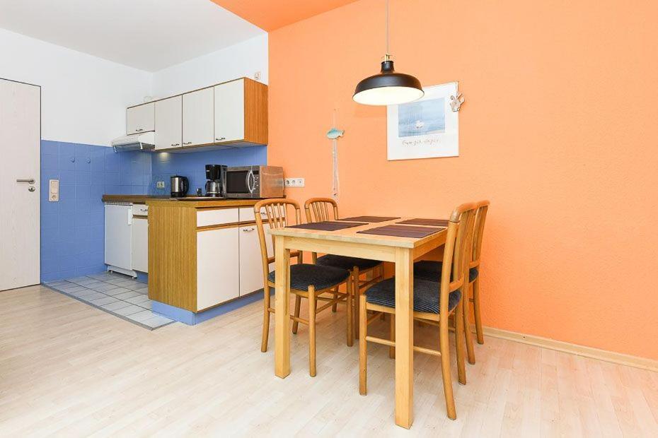 Ferienwohnungen Kapitaens Kajuete Bensersiel Esterno foto
